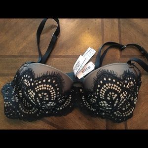 Victoria Secret NWT Dream Angels Bra 32b